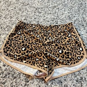 Womens Hollister leopard print dolphin shorts size large